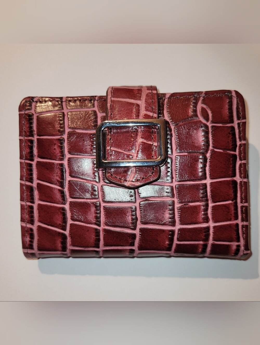 Identity Strong Hold Womens Purple Croc Embossed Leather Wallet New